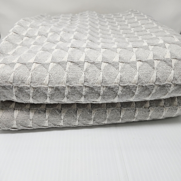 Mora Son De Abrigo Spain 2 Throw Blankets Cotton Blend Textured Weave Gray Cream - Picture 13 of 16